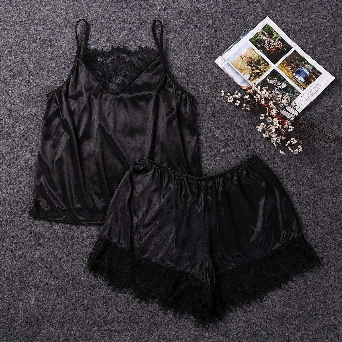 Women Sleepwear Satin Sexy Lace Pajamas Set Female Elegant Sleeveless Top and Shorts Night Suit Pj Set Underwear